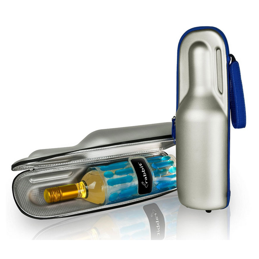 Portable wine bottle freezer bag
